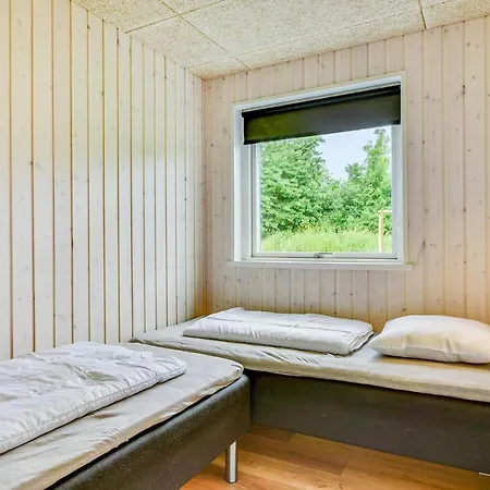 Beautiful In Sydals With Kitchen Hébergement de vacances Skovbyballe